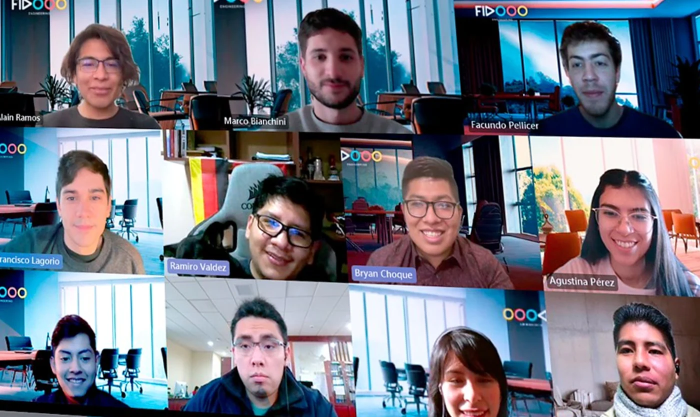 El equipo de Fidooo durante una reunión semanal por videollamada